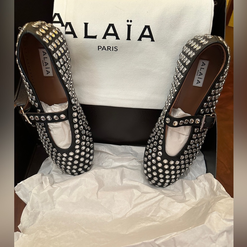 Like New Alaia Mary Jane Ballerina Flats with Studs Allover size 7.5 - Picture 6 of 12